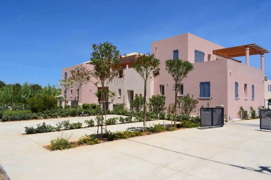 Property gallery view 6