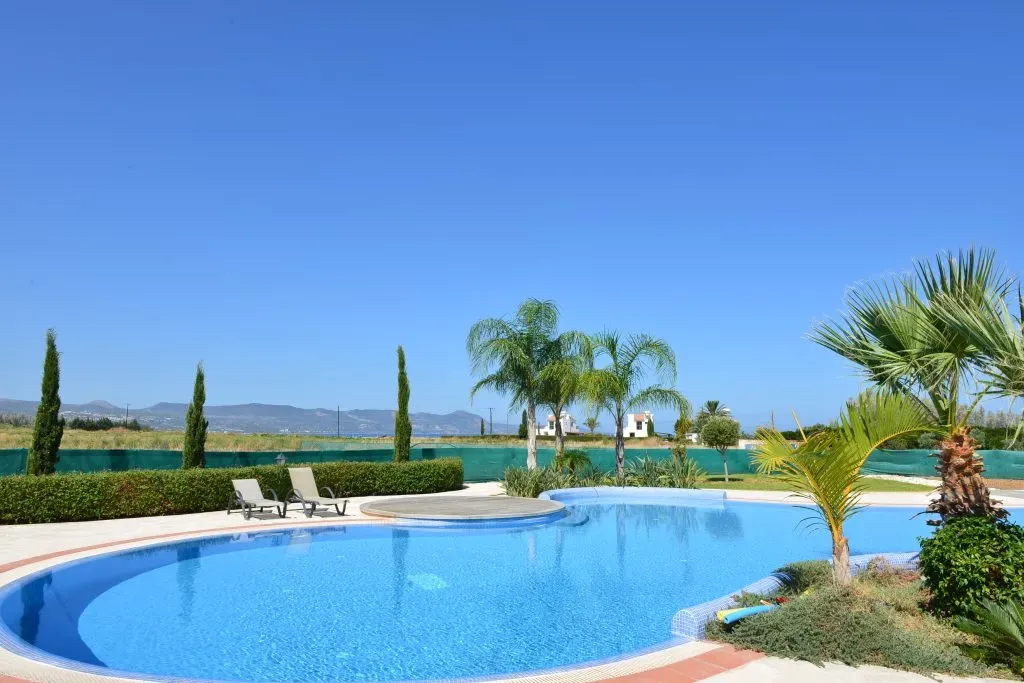 Property gallery view 15