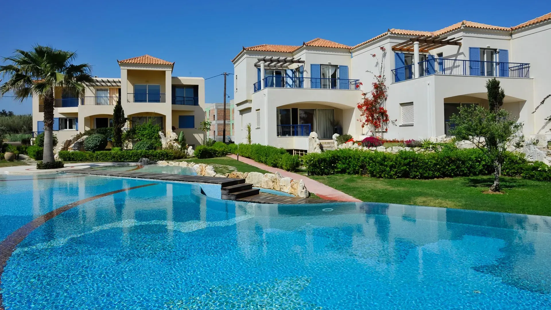 Property gallery view 3