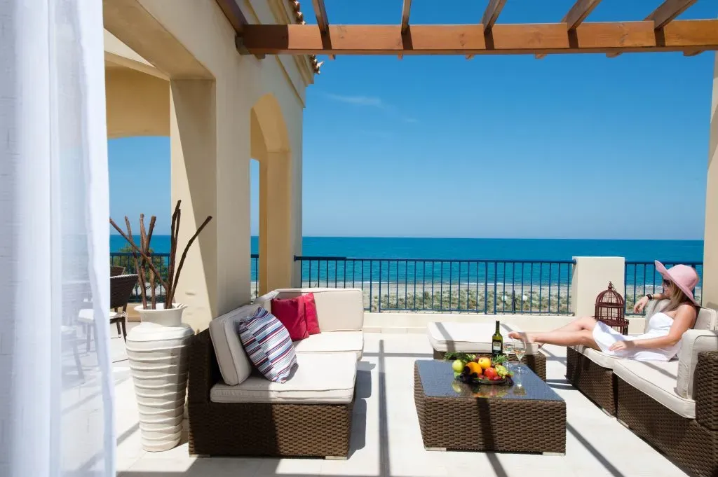 Property gallery view 10