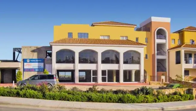 Property gallery view 8