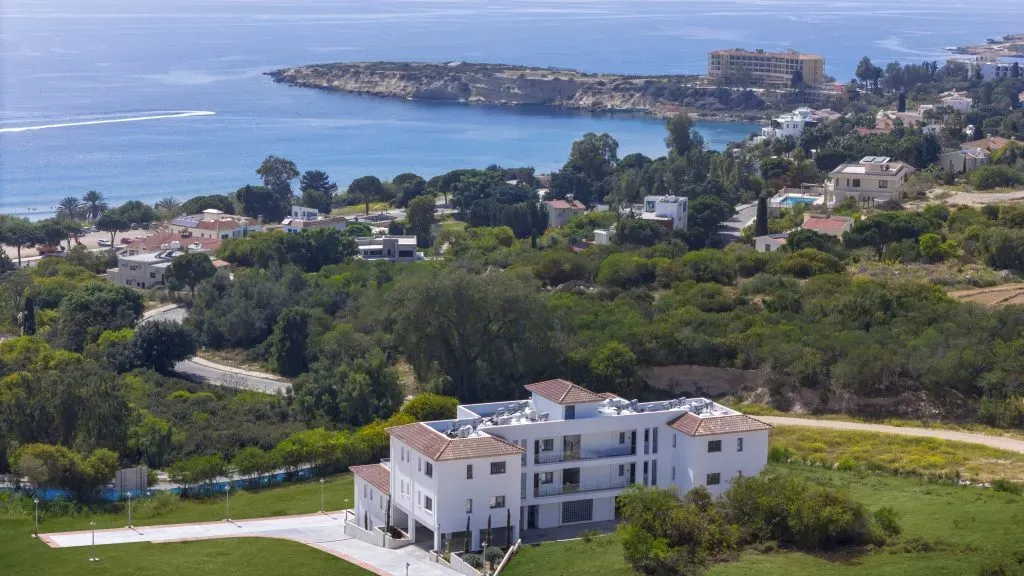 Property gallery view 10