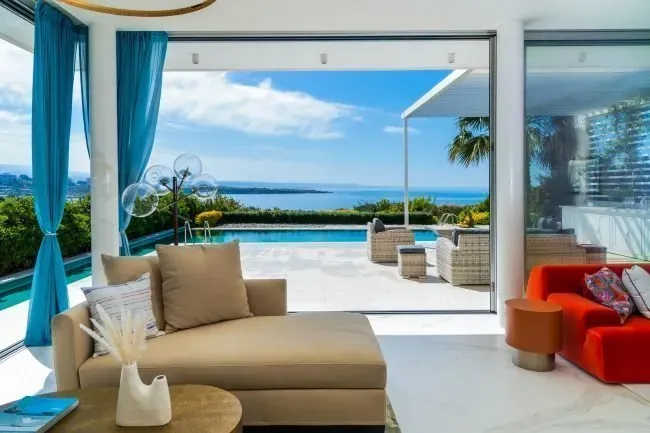 Property gallery view 7