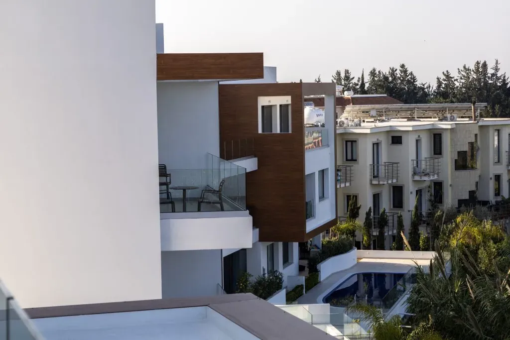 Property gallery view 7