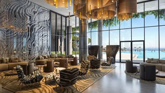 Property gallery view 13