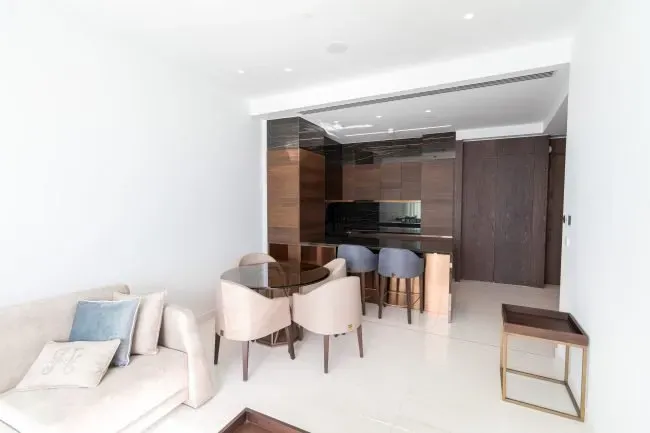 Property gallery view 15