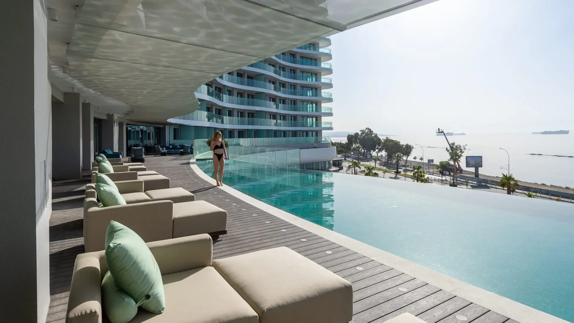 Property gallery view 3