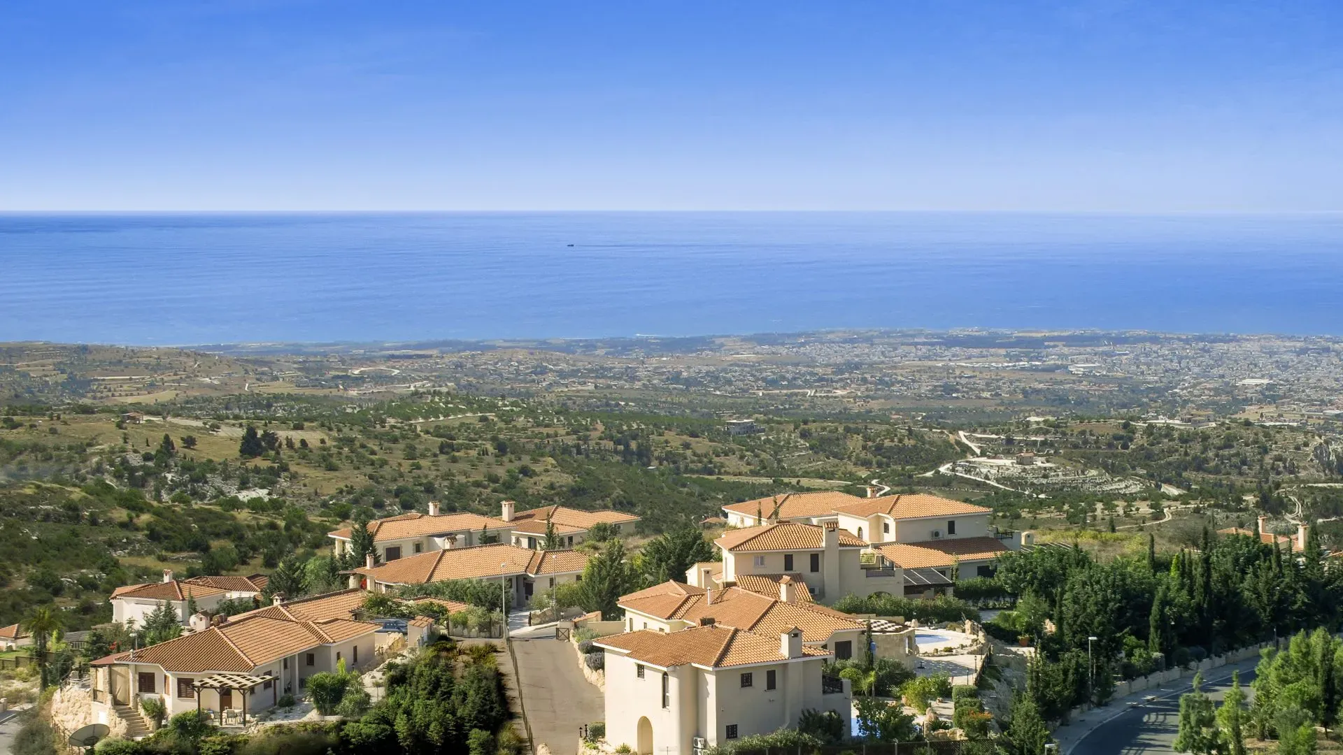 Property gallery view 2