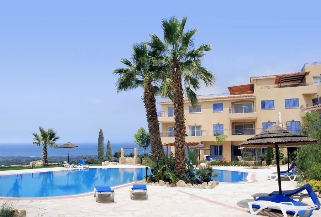 Property gallery view 6