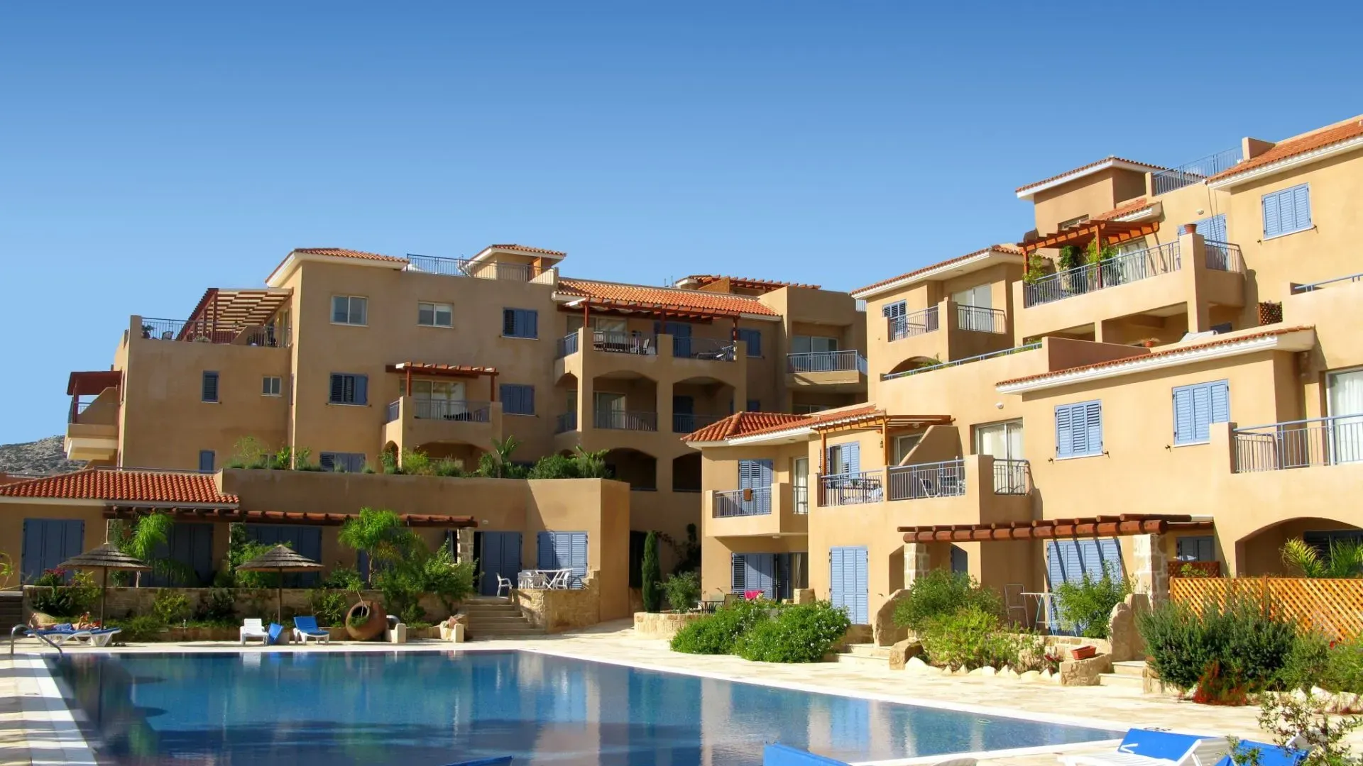 Property gallery view 3