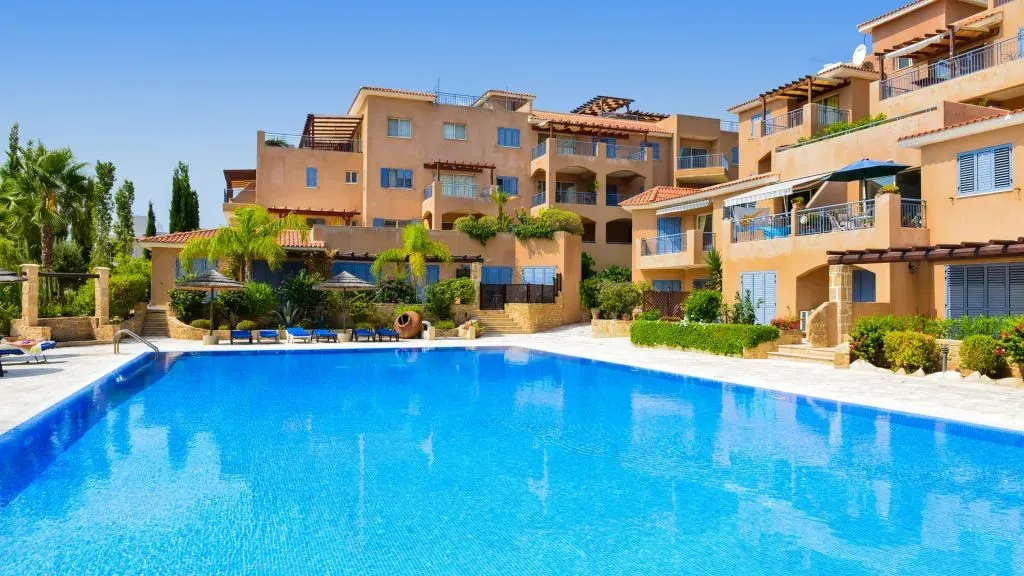 Property gallery view 5