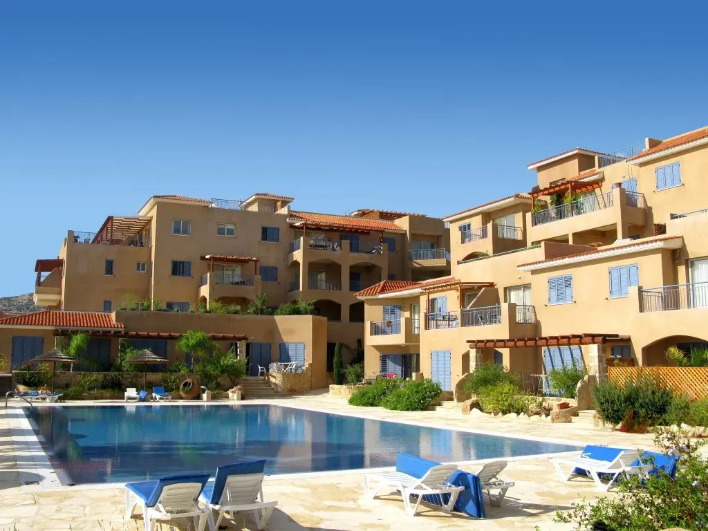 Property gallery view 7