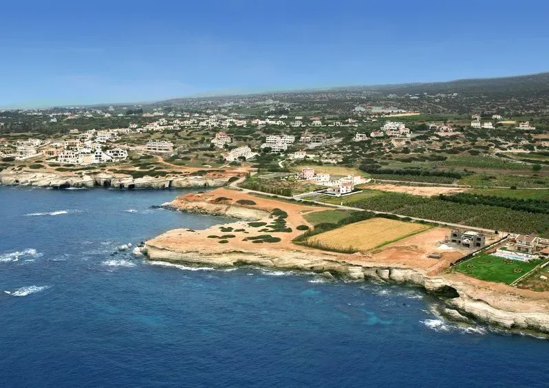 Property gallery view 8