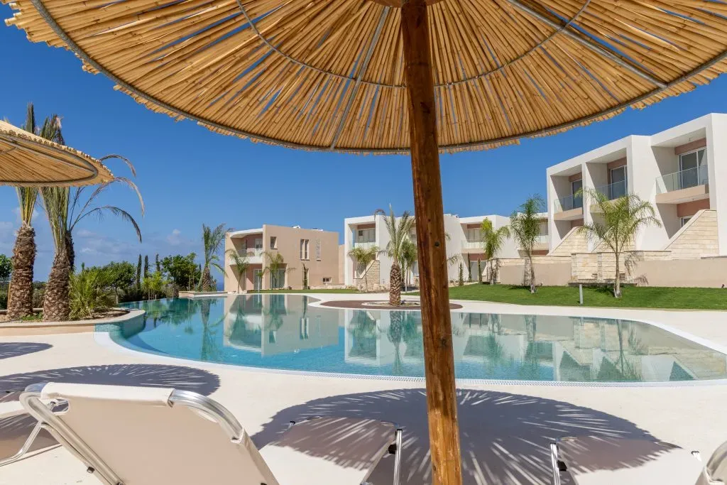 Property gallery view 12