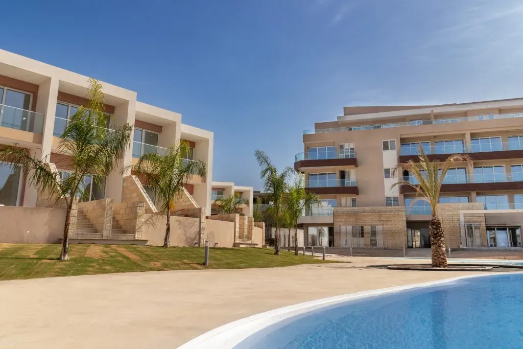 Property gallery view 13