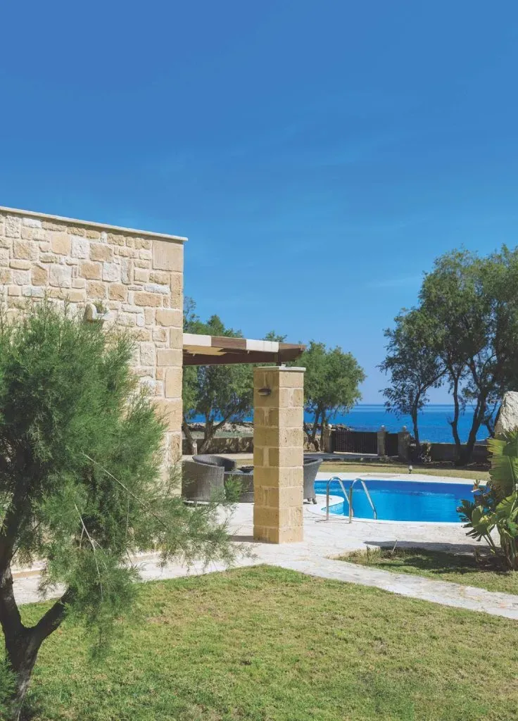 Property gallery view 11