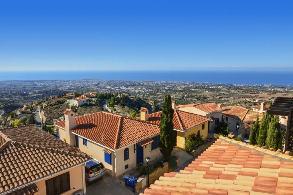 Property gallery view 7