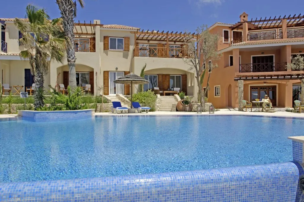 Property gallery view 9