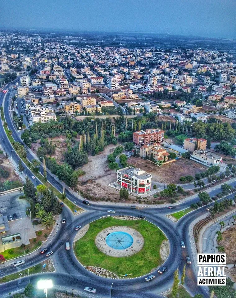 Property gallery view 3