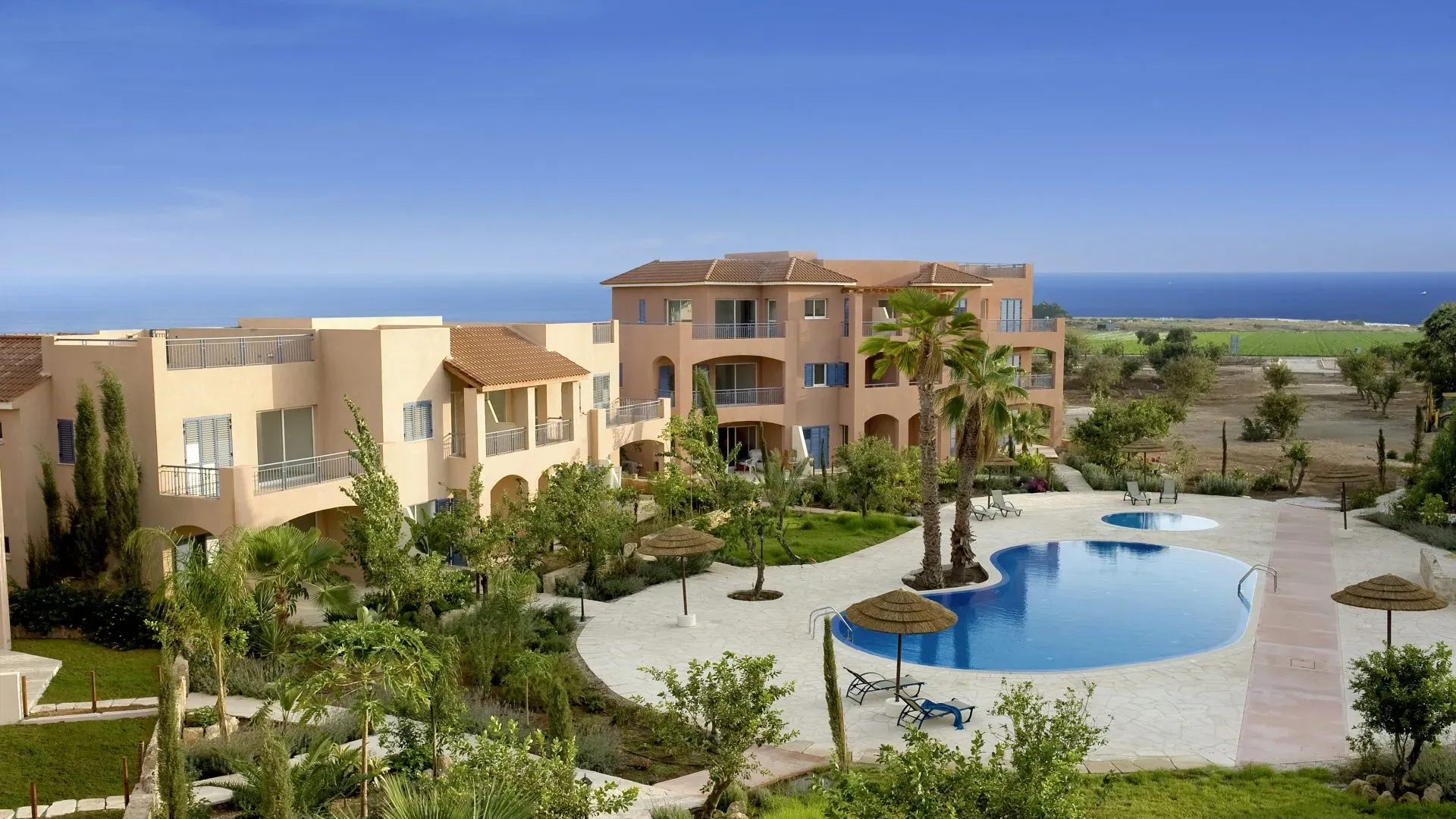 Property gallery view 1