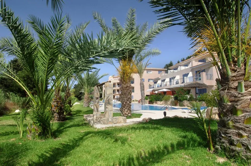 Property gallery view 3