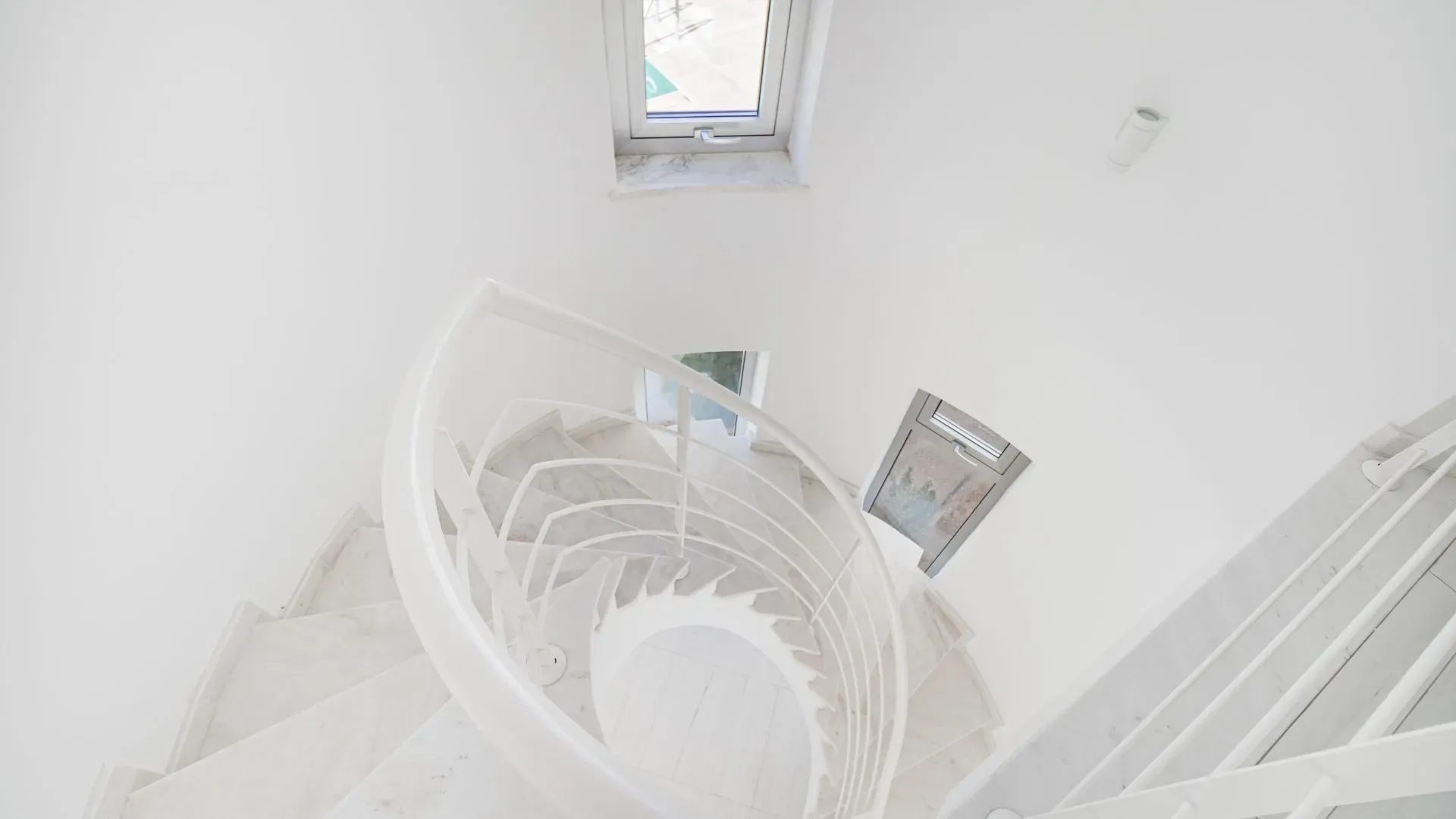 Property gallery view 2