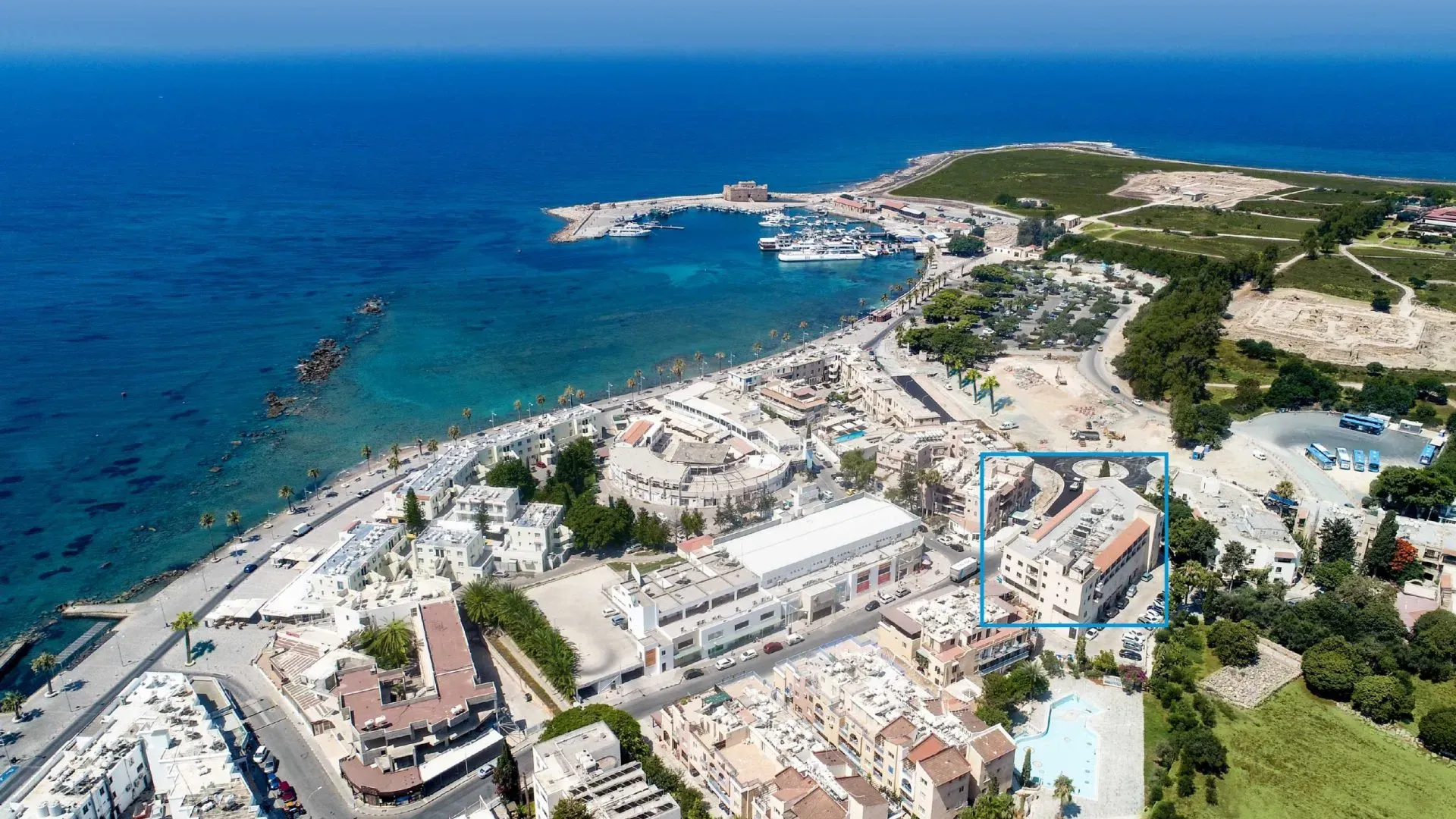 Property gallery view 1